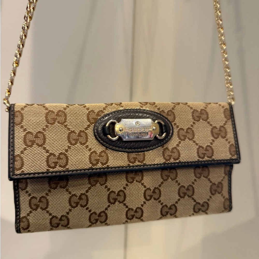 Gucci Beige and Black Women's Wallet
